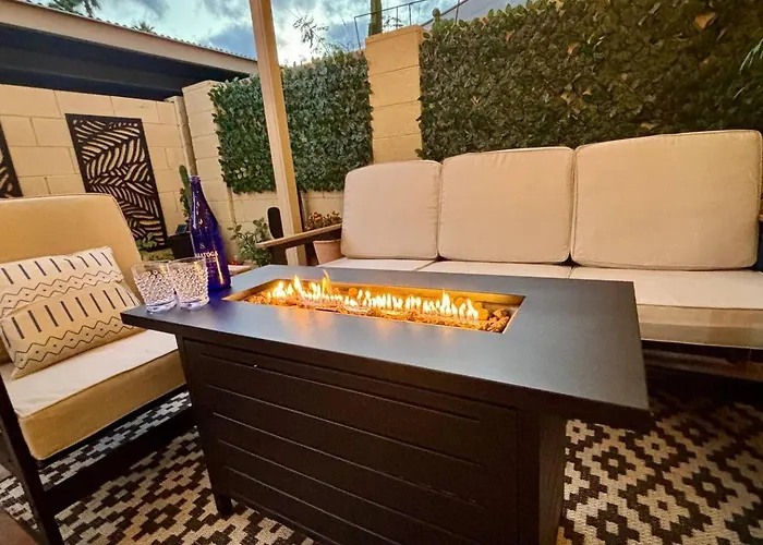 Old Town | Pool | Bbq | End Unit | Pet