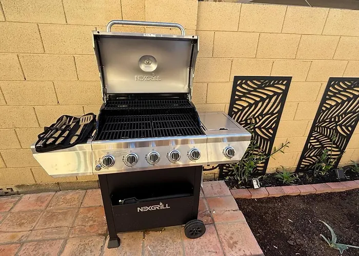 Old Town | Pool | Bbq | End Unit | Pet Scottsdale